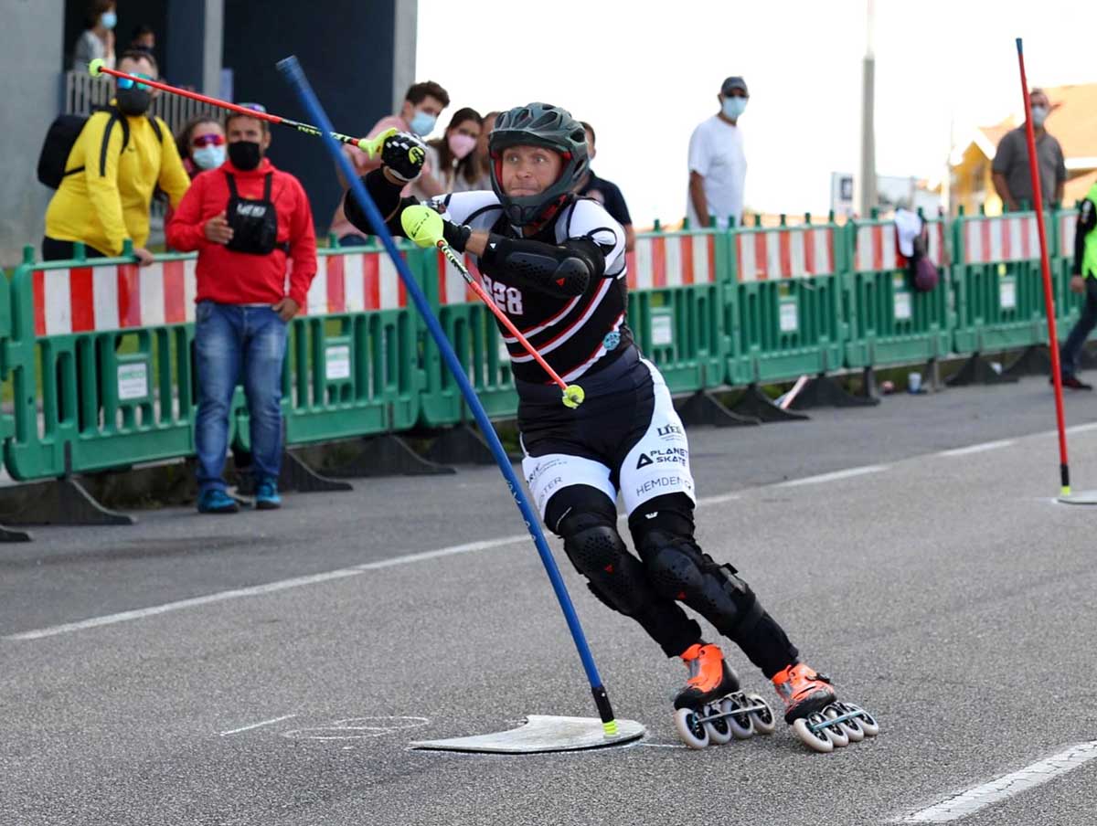 Maximilian Schödlbauer ist ein Kämpfer zwischen den Slalomtoren, so gewann er den Deutschen Inline-alpin-Cup.